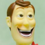 イメージ：採血で笑う、気まずい時にニヤけるのは病気か？