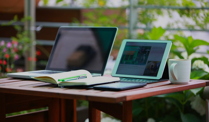 「副業」を始めると、生活が充実し幸福度アップに繋がる