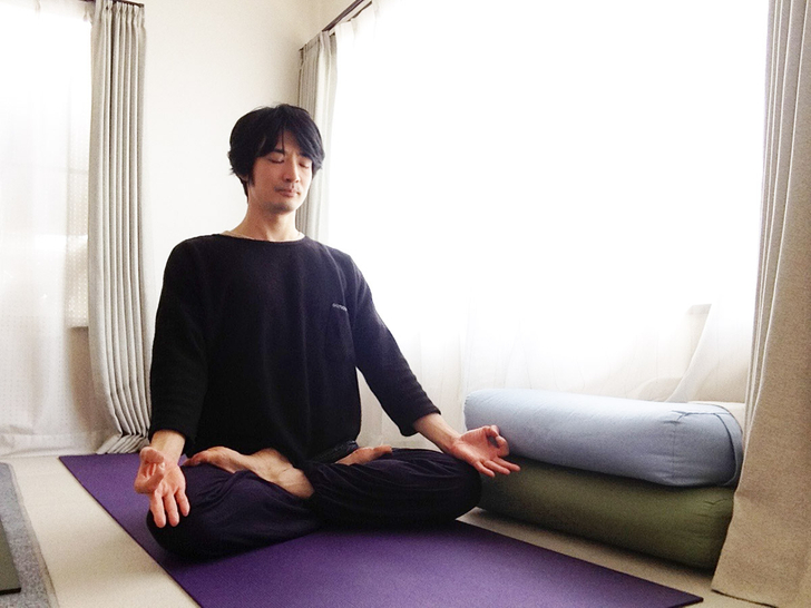 座禅のポーズ
